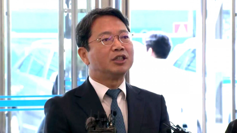 김승원 '신약 청탁' 재수사 검토…'한동훈 자료유출' 수사 본격화