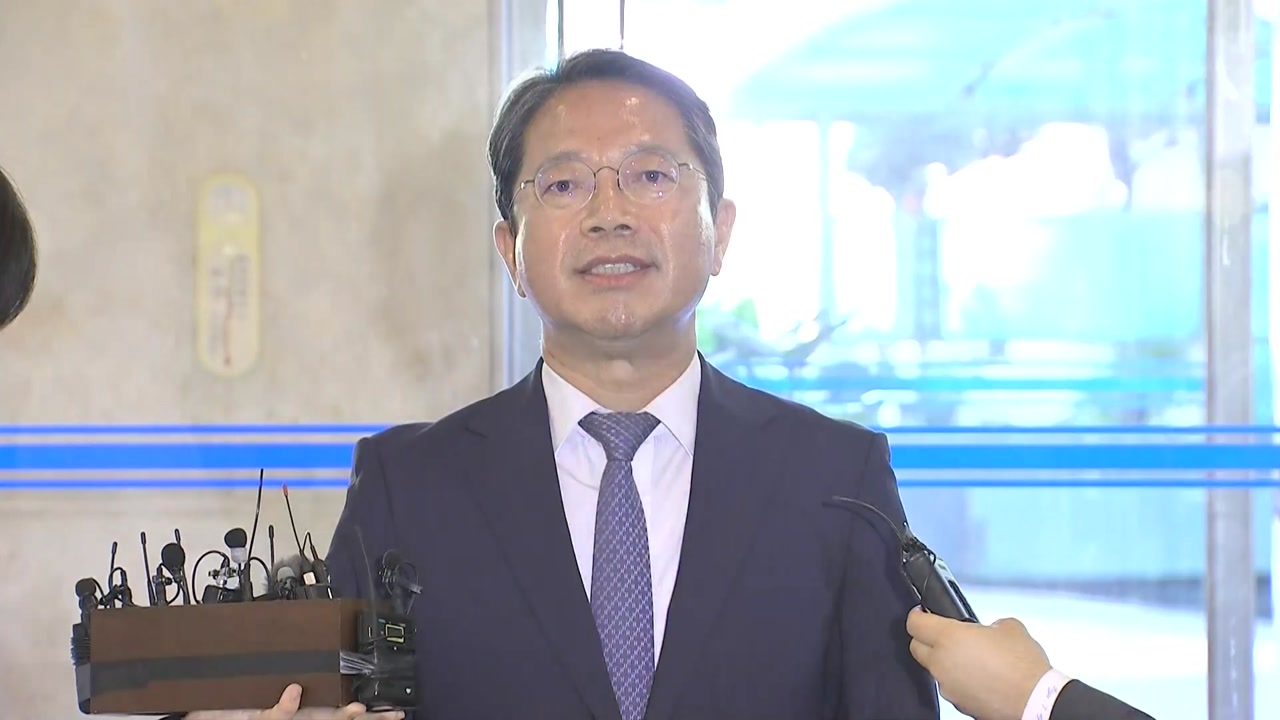 '신약 청탁' 브로커 오늘 재판...'김승원 의혹' 수사 영향은?