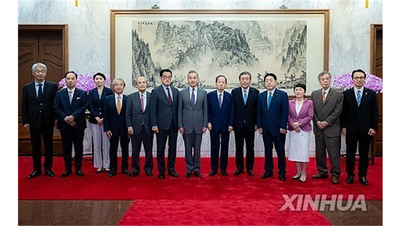 방중 일본 초당파 의원들, 중국 간부들과 면담