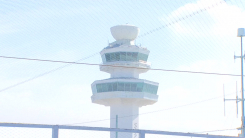 제주공항 교신 감청 중국인 검거...군사시설 사진도 나와