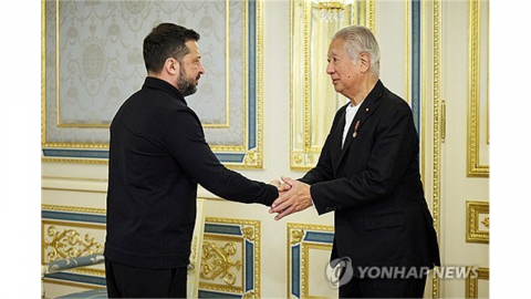 젤렌스키, 일본 중의원 의장에 다카이치 방문 요청
