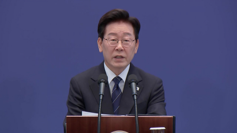 이 대통령 "연임 생각 전혀 없다" 못 박았다