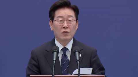 '연임 개헌'·'공소취소' 답변한 이 대통령...지지율 위기 돌파할까? [이슈플러스]