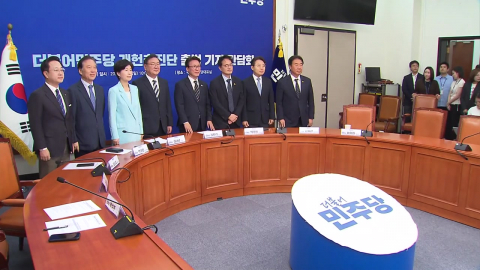 추석 밥상에 '개헌'…"내년 상반기 국민투표 목표"