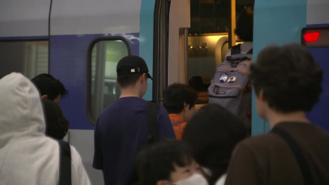 [날씨] 귀성 행렬로 북적이는 용산역…'취소표' 예매하려면?