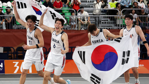 추석날 금빛 소식 속 야구는 '도요하시 참사'