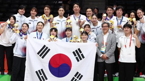 여자 농구 12년 만의 금자탑...야구대표팀 오늘 설욕전