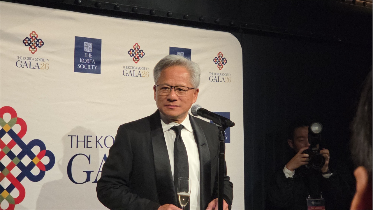 젠슨 황 CEO, 이재용·최태원 회장과 뉴욕에서 만나...한미 관계 기여 '밴 플리트 상' 수상