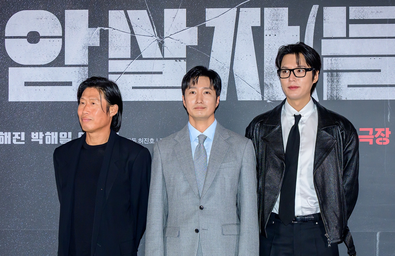역사 왜곡 논란 '암살자(들)', 중국 자본 유입설 부인…"국내 자본으로 제작"
