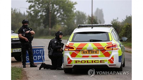 "테러라더니 빈 드럼통뿐?"...영국 공군기지의 '촌극'