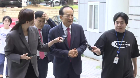 '계엄해제 표결 방해' 추경호 결심 중…취재진에는 묵묵부답