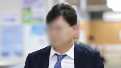\'김승원 청탁\' 제넨셀 창업주 2심 징역 4년…법정 구속