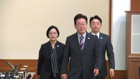 이 대통령, 지뢰 부상 장병 위문…"충분히 예우할 것"