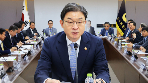 금융위 "AI 활용 해킹 가능성…2차 피해 이어질 수도"