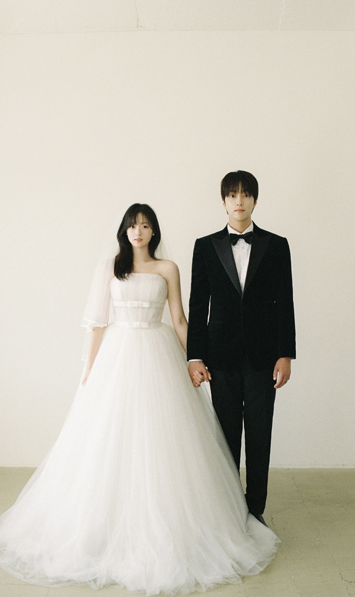 이유진·차경은, 11월 14일 결혼…감독·주연배우에서 부부로