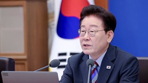 李대통령 박원순 회고 SNS 글에 "2차 가해" 비판 잇따라