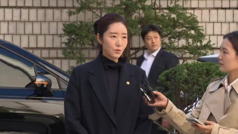 강선우 1심 선고공판 출석…"겸허한 마음으로 기다릴 것" [현장영상+]
