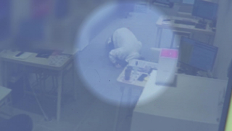  "악마 보여줄게" 폭언·얼차려…휴대전화 매장 내 폭력