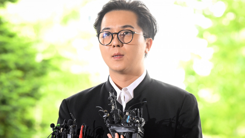 "무단결근 102일" 송민호, 결국 재복무…병무청 "절차 검토"