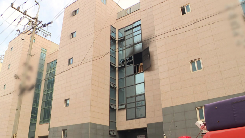 '부천 공장 화재' 소방관 1명 사망…합동감식 진행 중