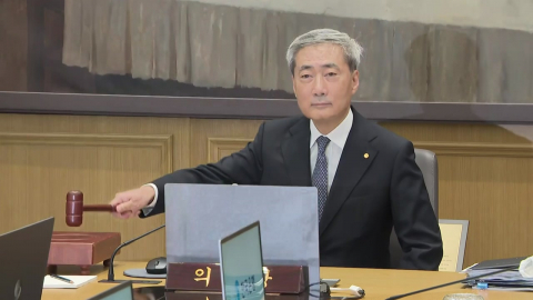 연거푸 인상한 기준금리…이번 주 금통위 결정 촉각