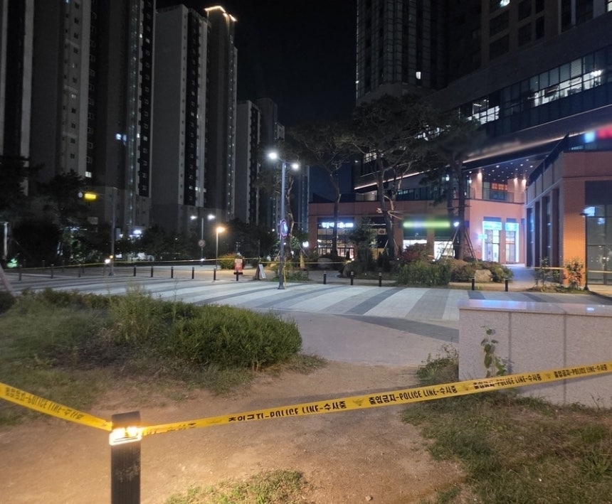 "스트레스 많아서"...아파트 고층서 그릇 내던진 30대 5일 만에 검거