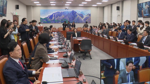 청와대 국감 앞두고 설전…김현지·김용범 증인 불발