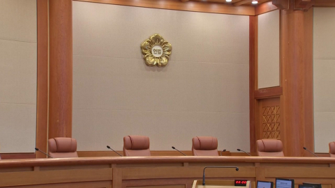 \'간병살인\' 20대 헌법소원…헌재 "존속살해 가중처벌 합헌"