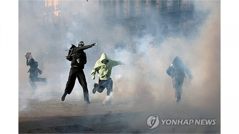 '재정 빨간불' 벨기에도 국채 금리 급등...15년 만에 최고