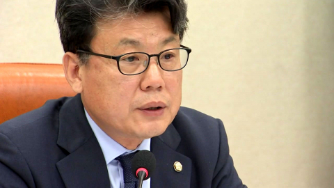 진성준 "미국 비자 발급받아"…국힘 "외교적 망신"