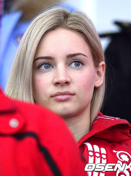 사진]러시아 미녀, '경기에 집중' | Ytn