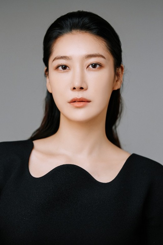연미주, '왼손잡이 아내' 합류…오라그룹 2대주주 변신 연미주, '왼손잡이 아내' 합류…오라그룹 2대주주 변신