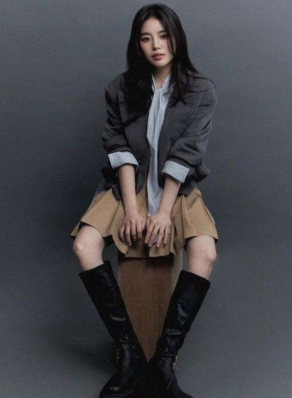 ‘조재현 딸’ 조혜정, SNS 재개... 살 쫙 빼고 복귀?_이미지2