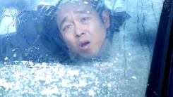 승용차 유리 '성에' 빨리 제거하려면?
