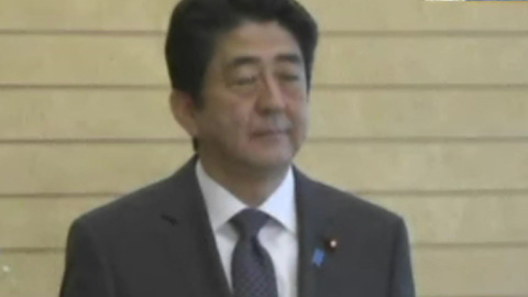 Japan's PM vows to change pacifist constitution