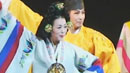 한국적 몸짓에 환호!...'코리아 판타지'