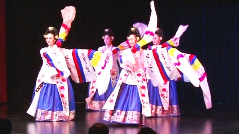 '작은 한국'의 문화 축제
