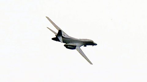 美 B-1B 오늘 재출격…사상 첫 한반도 착륙