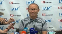 '베트남 히딩크' 박항서 감독 귀국
