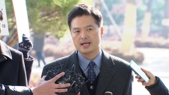 '靑 사찰 주장' 김태우 수사관 첫 검찰 조사