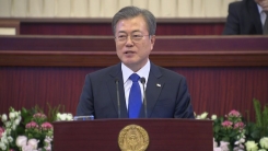 문 대통령, 한국 정상 최초 우즈베크 의회 연설