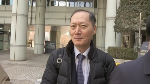 '국회 위증 혐의' 이완규 전 법제처장 첫 공판…이 시각 법원