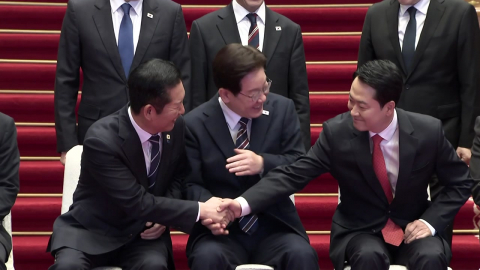 이 대통령, 여야 지도부 회동…중동 위기 대응책 논의