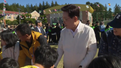 이 대통령, 전북 소재 초등학교 체육대회 찾아