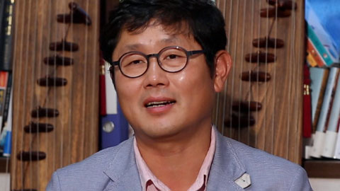 먼저 내미는 손 [박재희, 민족문화콘텐츠 연구원]