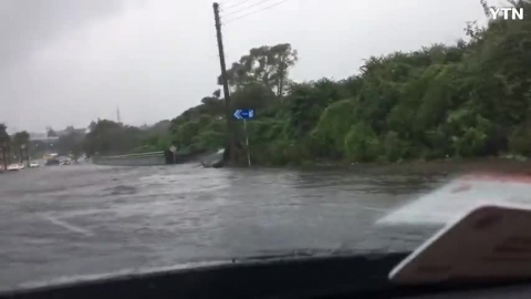 오늘 제주 남부지역 폭우 영상입니다.