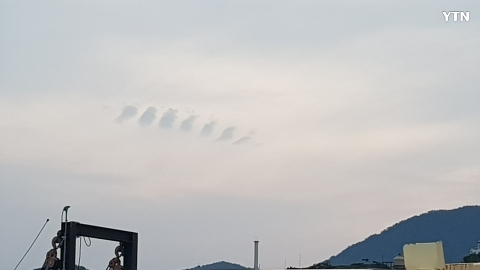 여수 앞바다 구름